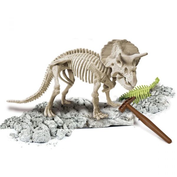 clementoni naukowa zabawa skamieniałości wykopaliska triceratops, zabawki Nino Bochnia, pomysł na prezent dla 7 latka, szkielet dinozaura, szkielet triceratopsa ściecący w ciemności