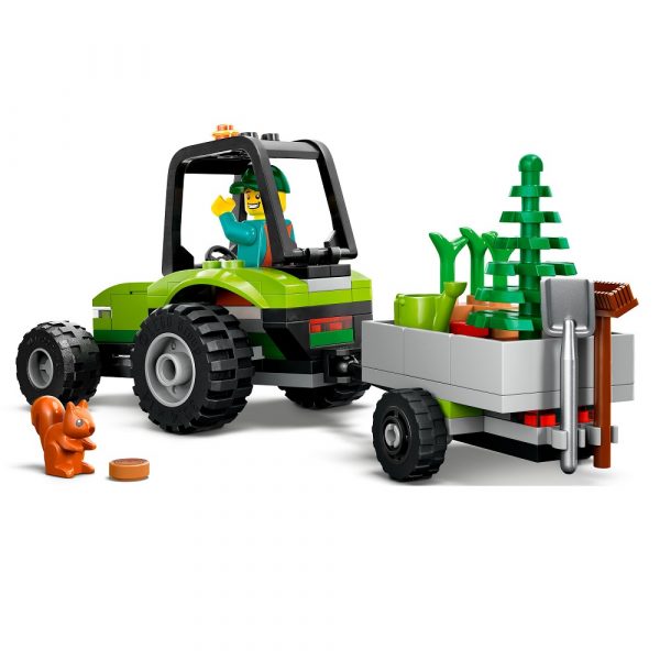 klocki Lego city 60390 Traktor w parku, lego city 60390, nowości lego city styczeń 2023, lego traktor, zabawki Nino Bochnia, pomysł na prezent dla 5 latka
