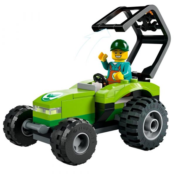 klocki Lego city 60390 Traktor w parku, lego city 60390, nowości lego city styczeń 2023, lego traktor, zabawki Nino Bochnia, pomysł na prezent dla 5 latka