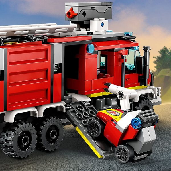 klocki lego City 60374 Terenowy pojazd straży pożarnej, zabawki Nino Bochnia, lego city straż pożarna, wóż strażacki z lego, lego 60374, pomysł na prezent dla 6 latka
