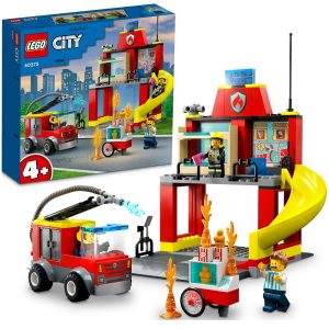 klocki lego City 60375 Remiza strażacka i wóz strażacki, zabawki Nino Bochnia, pomysł na prezent dla 4 latka, lego city od 4 lat, lego straż pożarna