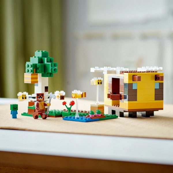 klocki lego Minecraft 21241 pszczeli ul, lego minecraft, klocki lego dla chłopca od 8 lat, nowości lego 2023, nowości lego styczeń 2023, zabawki Nino Bochnia
