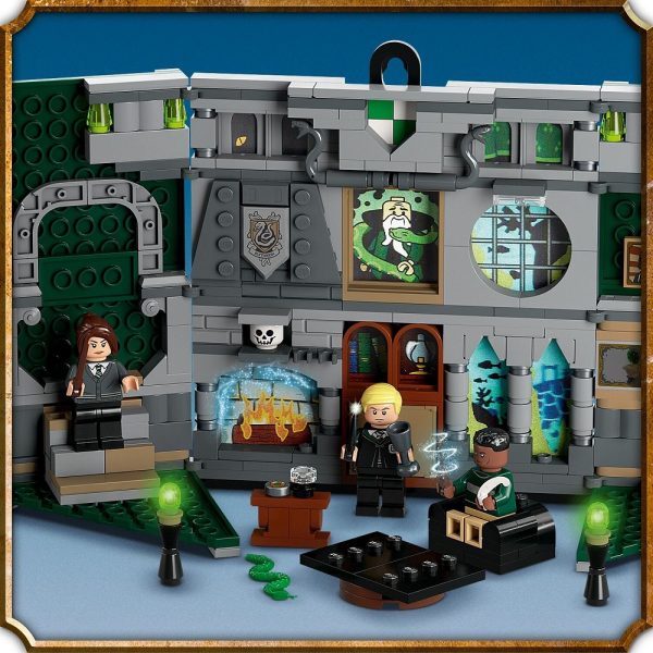 klocki Lego Harry Potter 76410 Flaga Slytherinu, zabawki Nino Bochnia, pomysł na prezent dla fana Harrego Pottera, lego harry p[otter, lego nowości marzec 2023