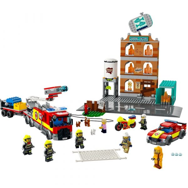 klocki lego City 60321 Straż pożarna, zabawki nino Bochnia, pomysł na prezent dla 7 latka, zestaw straży pożarnej z klocków lego