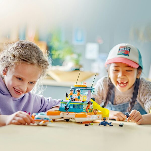 klocki lego Friends 41734 Morska łódź ratunkowa, zabawki nino Bochnia, pomysł na prezent dla 7 latki, nowości lego friends czerwiec 2023