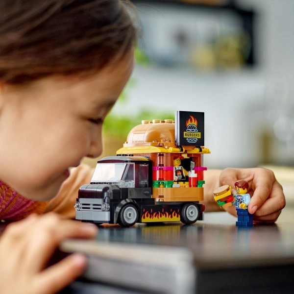 Klocki lego city 60404 Ciężarówka z burgerami, zabawki Nino Bochnia, pomysł na prezent dla 6 latka, nowości lego styczeń 2024