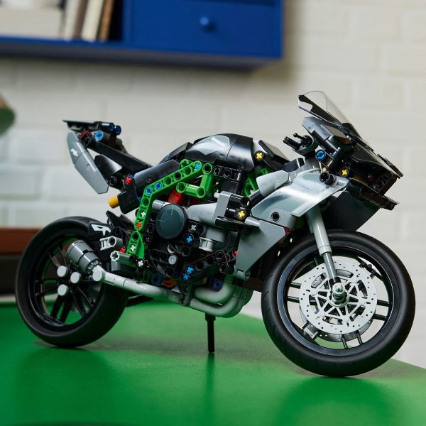 Klocki Lego Technic 42170 Motocykl Kawasaki Ninja H2R, zabawki Nino Bochnia, pomysł na prezent dla 9 latka, motor lego technic, motocykl lego, nowości lego technic marzec 2024