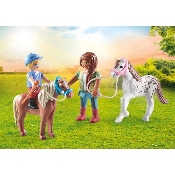 Playmobil Horses of waterfall 71494 stajnia, zabawki nino Bochnia, pomysł na prezent dla 6 latki, koniki playmobil, co kupić na prezent dziewczynce lubiącej koniki, stajnia playmobil
