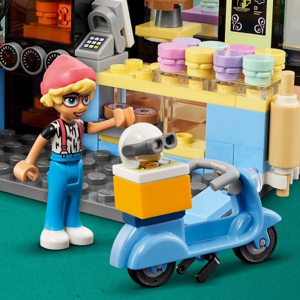 Klocki Lego Friends 42618 Kawiarnia w Heartlake, zabawki Nino Bochnia, pomysł na prezent dla 6 latki, nowości lego friends czerwiec 2024