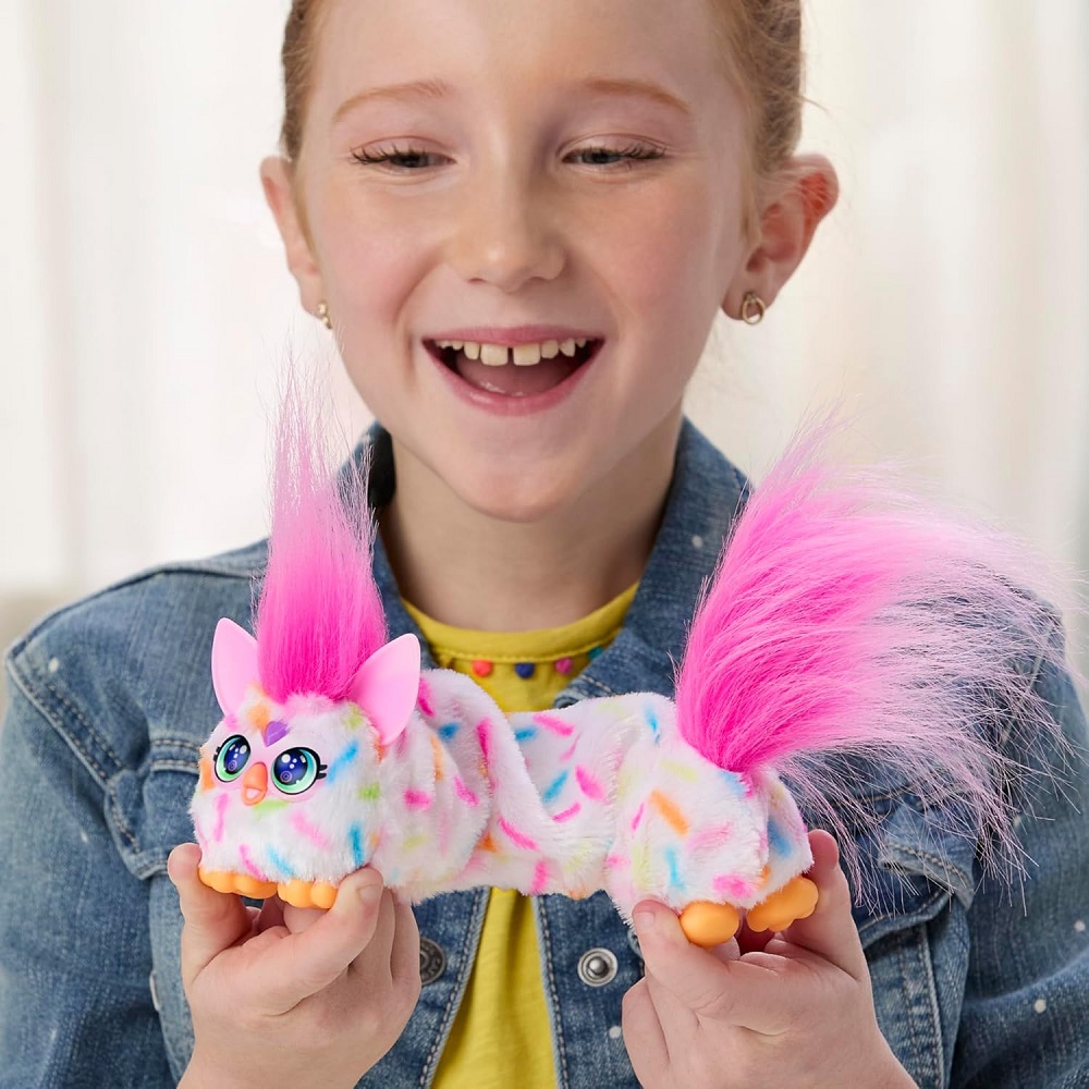 Hasbro Dj Furby Furblets interaktywna maskotka Berry Cup Cake,zabawki Nino Bochnia, interaktywny pluszak maskotka ferbi
