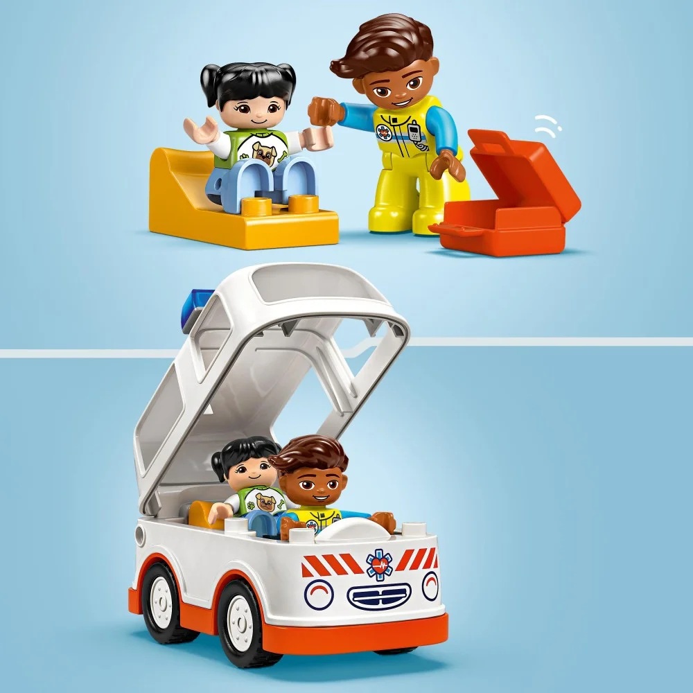 Klocki Lego Duplo 10447 Karetka z kierowcą, zabawki Nino Bochnia, pomysł na prezent dla 2 latka, pierwsze klocki lego duplo, lego dla maluszka