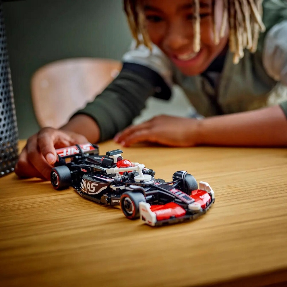 Klocki Lego Speed Champions 77250 Bolid F1 MoneyGram Haas Team VF 24, zabawki Nino Bochnia, pomysł na prezent dla 10 latka, lego bolidy, lego formuła