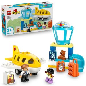 Klocki Lego Duplo 10443 Pierwszy raz na lotnisku, zabawki Nino Bochnia, pomysł na prezent dla 2 latka, lego duplo, klocki lego dla maluszka, samolot z klocków lego duplo