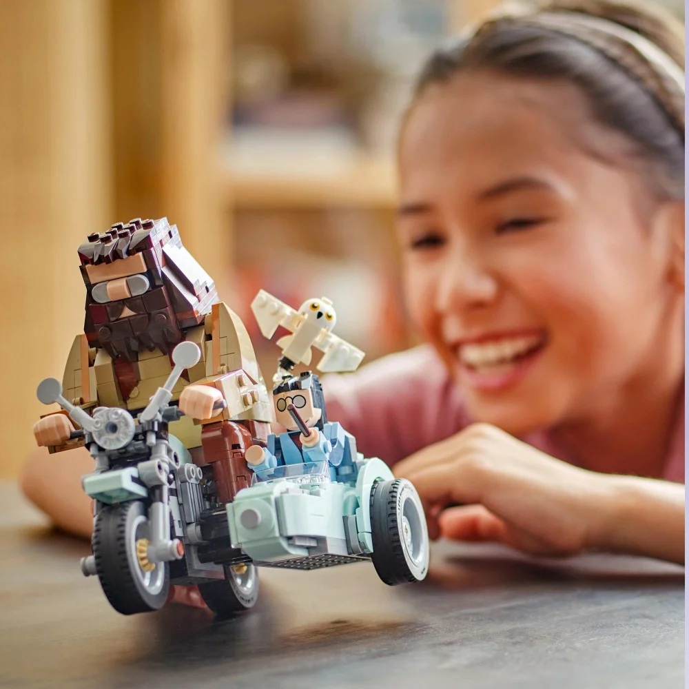 Klocki Lego Harry Potter 76443 przejażdżka motocyklowa Hagrida i Harryego, zabawki Nino bochnia, pomysł na prezent dla 8 latka, klocki lego Harry potter 76443